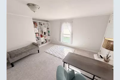 2067 Broadway Ave, Hempfield Township, PA 15601 - Photo 12