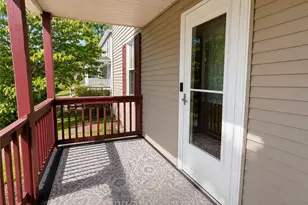 2067 Broadway Ave, Hempfield Township, PA 15601 - Photo 4