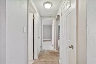 927 Edward Dr, Pittsburgh, PA 15227 - Photo 8