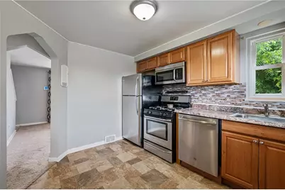 927 Edward Dr, Pittsburgh, PA 15227 - Photo 6