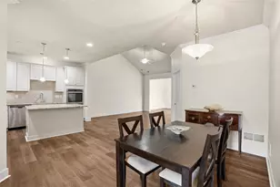 618 Old Glory Ln, Economy, PA 15042 - Photo 6