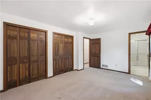 1721 Grovecrest Dr, Pittsburgh, PA 15239 - Photo 18