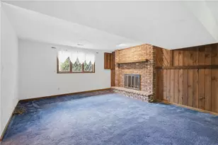 1721 Grovecrest Dr, Pittsburgh, PA 15239 - Photo 24