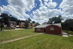 334 Caperton St, Pittsburgh, PA 15210 - Photo 24