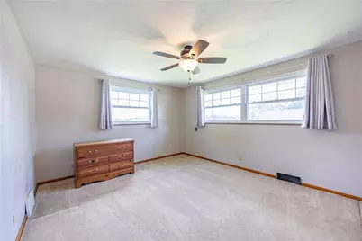 156 McLaughlin Dr, New Kensington, PA 15068 - Photo 14