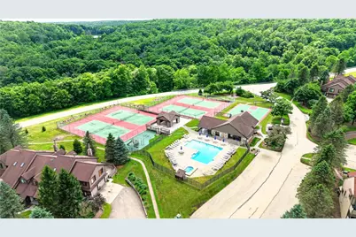 8134 Stonegate Dr, Seven Springs, PA 15622 - Photo 44