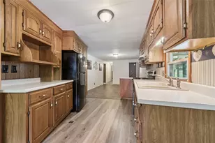 520 Pittsburgh St, Mars, PA 16046 - Photo 4