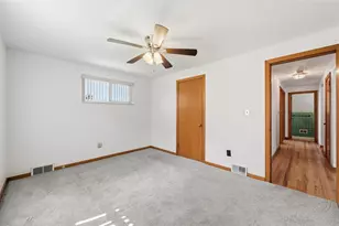9117 Plateau Dr, Pittsburgh, PA 15237 - Photo 14