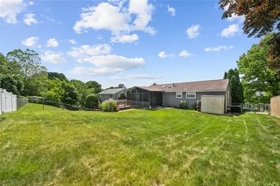 304 S Highlander Heights Drive, Pittsburgh, PA 15116 - Photo 30