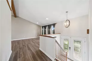 304 S Highlander Heights Dr, Pittsburgh, PA 15116 - Photo 1