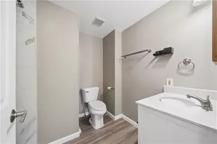 304 S Highlander Heights Dr, Pittsburgh, PA 15116 - Photo 24