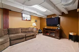 2738 Milford Dr, Bethel Park, PA 15102 - Photo 24