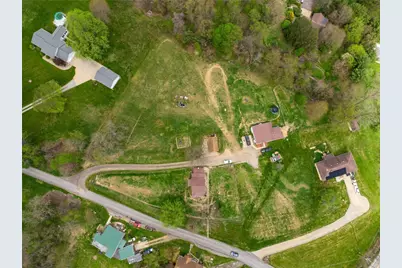 35 Bucey Rd, Hanover Township, PA 15021 - Photo 2