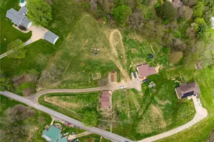 35 Bucey Rd, Hanover Township, PA 15021 - Photo 2