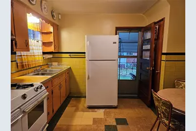 748 Maginn St, Pittsburgh, PA 15214 - Photo 10