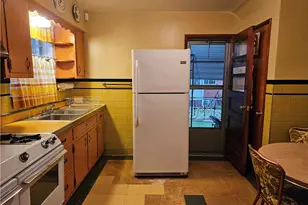 748 Maginn St, Pittsburgh, PA 15214 - Photo 10