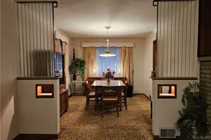 748 Maginn St, Pittsburgh, PA 15214 - Photo 4