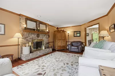2414 Wedgewood Dr, Pittsburgh, PA 15090 - Photo 14