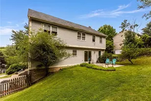 2414 Wedgewood Dr, Pittsburgh, PA 15090 - Photo 36