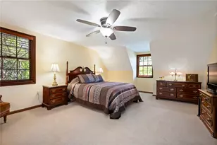 10207 Country Manor Ln, Pittsburgh, PA 15090 - Photo 24