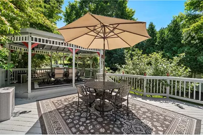 10207 Country Manor Ln, Pittsburgh, PA 15090 - Photo 38