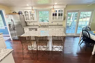 694 Fruitwood Dr, Bethel Park, PA 15102 - Photo 8