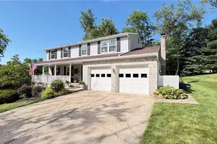 694 Fruitwood Dr, Bethel Park, PA 15102 - Photo 2