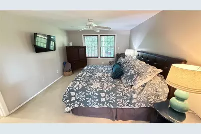 694 Fruitwood Dr, Bethel Park, PA 15102 - Photo 28