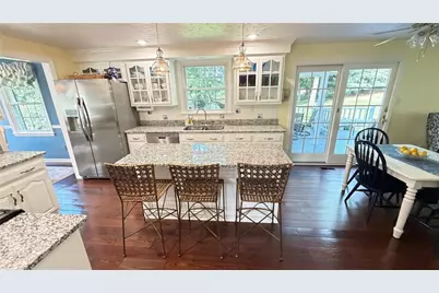 694 Fruitwood Dr, Bethel Park, PA 15102 - Photo 8
