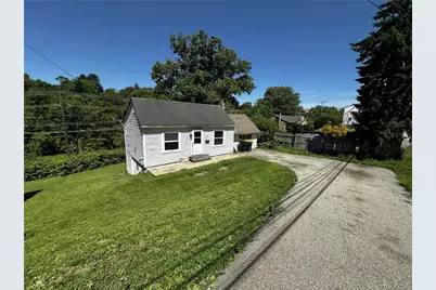 3036 Bethel Church Rd, Bethel Park, PA 15102 - Photo 2