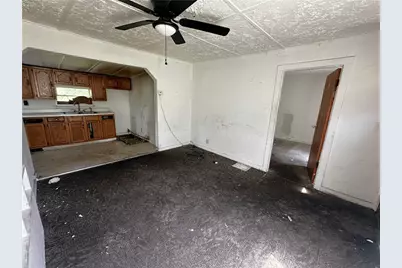 3036 Bethel Church Rd, Bethel Park, PA 15102 - Photo 4