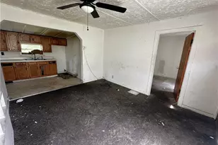 3036 Bethel Church Rd, Bethel Park, PA 15102 - Photo 4
