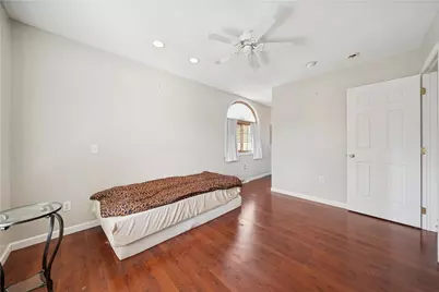 1512 Abers Creek Rd, Pittsburgh, PA 15239 - Photo 14