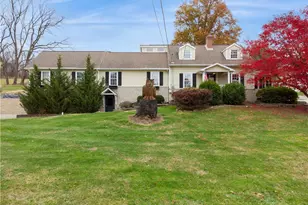 1512 Abers Creek Rd, Pittsburgh, PA 15239 - Photo 2