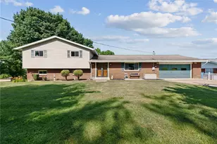 170 Summit Dr, North Huntingdon, PA 15642 - Photo 1