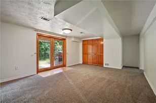 110 N Jamestown Rd, Moon/Crescent Twp, PA 15108 - Photo 22