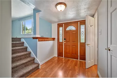110 N Jamestown Road, Moon/Crescent Twp, PA 15108 - Photo 4