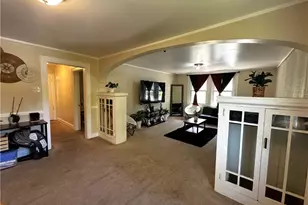 3042 Bethel Church Rd, Bethel Park, PA 15102 - Photo 4