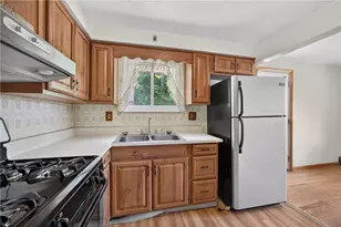 4684 Bowes Ave, West Mifflin, PA 15122 - Photo 12