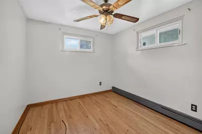 4684 Bowes Ave, West Mifflin, PA 15122 - Photo 16