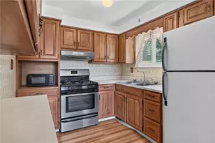 4684 Bowes Ave, West Mifflin, PA 15122 - Photo 14
