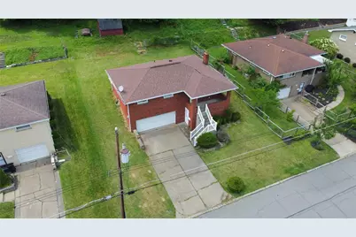4684 Bowes Ave, West Mifflin, PA 15122 - Photo 32