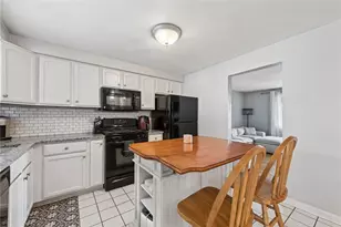 13301 Sylvia Dr, North Huntingdon, PA 15642 - Photo 8