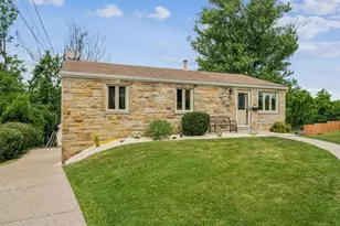 246 St Croix Dr, Pittsburgh, PA 15235 - Photo 2