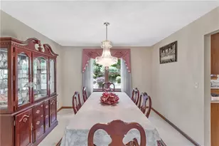 4027 Holiday Park Dr, Murrysville, PA 15668 - Photo 10