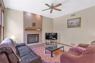 4027 Holiday Park Dr, Murrysville, PA 15668 - Photo 16
