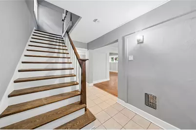 301 W Swissvale Avenue, Pittsburgh, PA 15218 - Photo 14