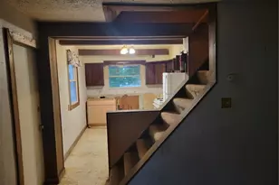 800 6th St, Stowe Township, PA 15136 - Photo 18