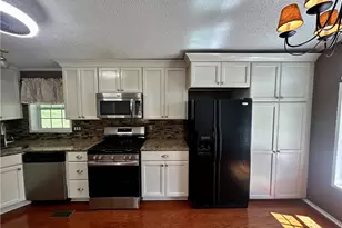806 Center St, Boswell Boro, PA 15531 - Photo 4