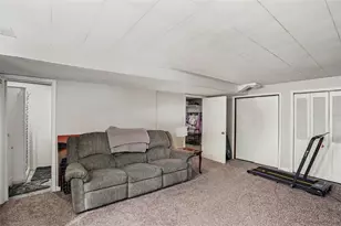 6501 Ventura Dr, South Park, PA 15236 - Photo 24